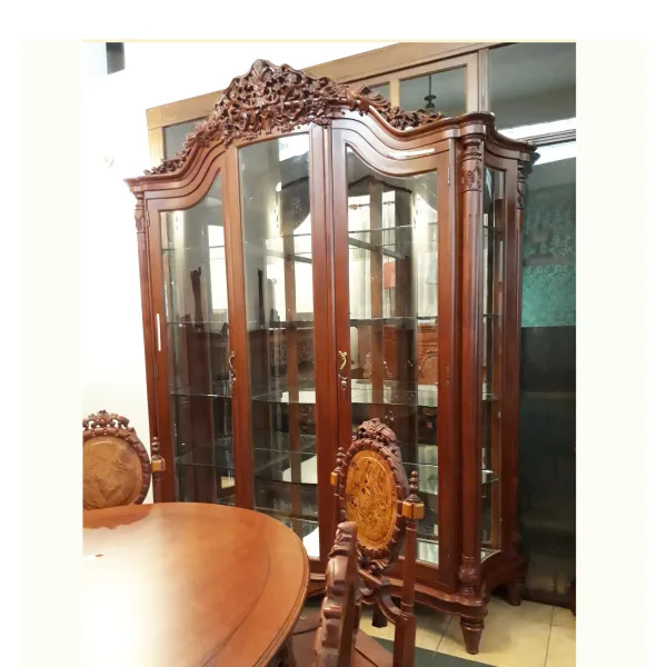 Tủ ly - Tủ rượu 3 cánh cổ điển ngang 2m05 kính cong mẫu Flora
