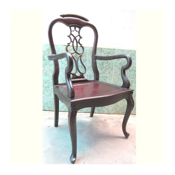Ghế có tay cổ điển lưng lọng mẫu Cuốn Thư