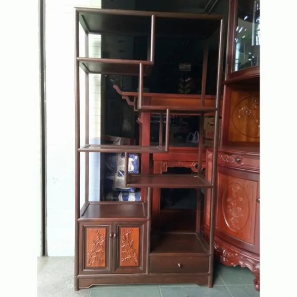 Kệ trang trí - Kệ trưng bày - Kệ sách phong cách Á Đông ngang 78 cm gỗ muồng mẫu Ziczac cửa chạm