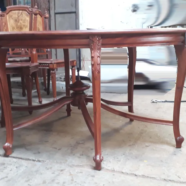 Bàn ovan cổ điển 6 ghế gỗ căm xe mẫu Ngọc Nữ 