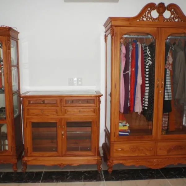 Tủ trang sức phong cách cổ điển châu Âu gỗ gõ đỏ