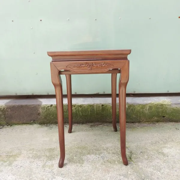 Đôn chữ nhật phong cách Á Đông ngang 42 x 38 cao 61 cm gỗ chiu liu mẫu Mai Ngọc 