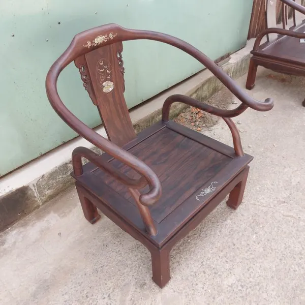 Salon gỗ phong cách Á Đông 5 món gỗ chiu liu (muồng đen, chiêu liêu) mẫu Liên Hoa