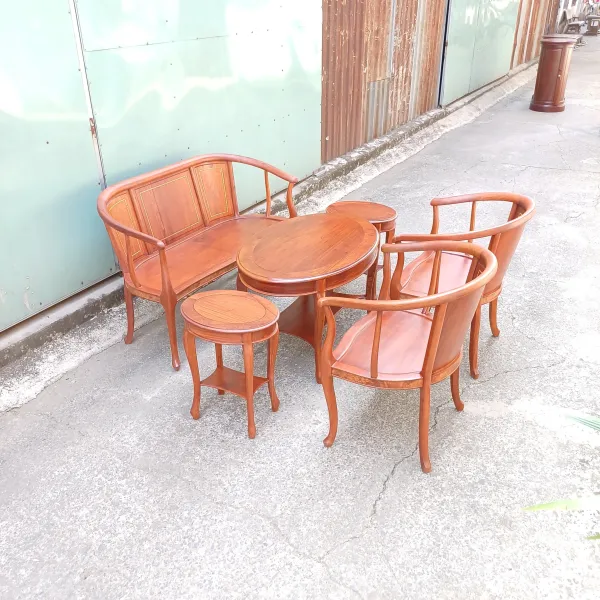 Salon hiện đại 6 món gỗ hương mẫu Tulip có viền