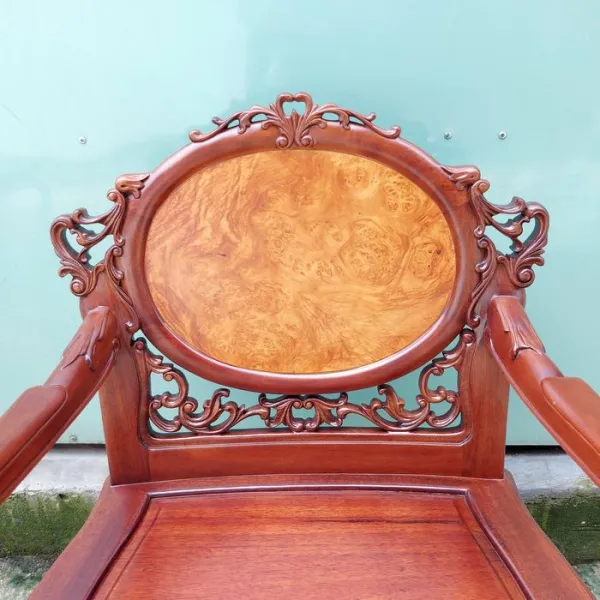 Bộ bàn ghế ốp nu phong cách cổ điển châu Âu mẫu Tigon 3 món gỗ hương