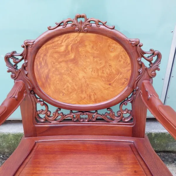 Bộ bàn ghế ốp nu phong cách cổ điển châu Âu mẫu Tigon 3 món gỗ hương