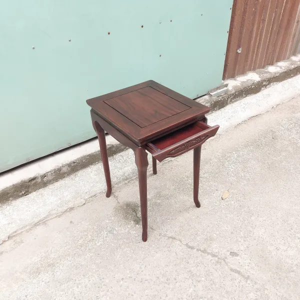 Đôn vuông - Bàn bên - Bàn trang trí - Bàn trà phong cách Á Đông  ngang 415 x 375 x cao 610 mm gỗ chiu liu mẫu Mai Ngọc