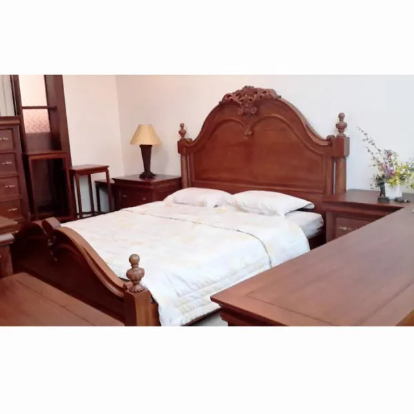 Giường cổ điển 1m8 gỗ gõ đỏ mẫu Rita