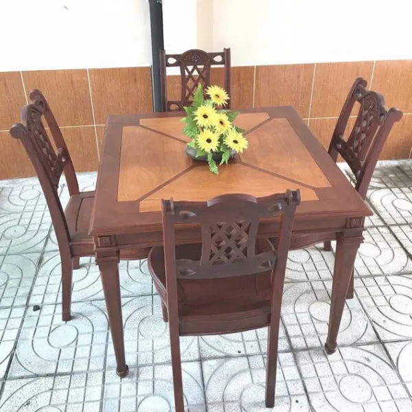 Bộ bàn vuông hiện đại 4 ghế: Bàn gỗ gõ đỏ mẫu City + Ghế mẫu Thiên Lý
