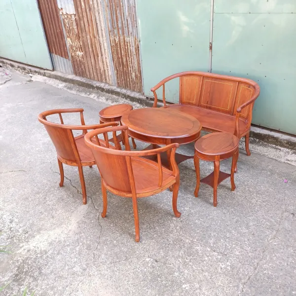 Salon hiện đại 6 món gỗ hương mẫu Tulip có viền